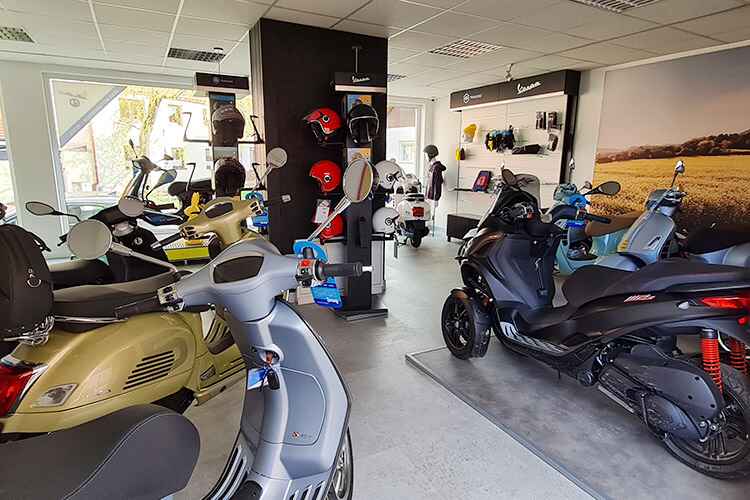 Verkauf von Leichtkrafträdern, Rollern und Mofas in unserem Laden in Erfurt